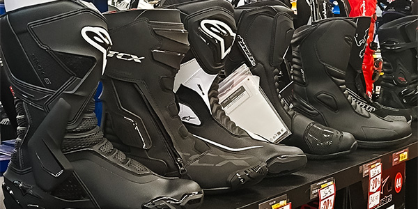 Bottes & chaussures chez Dafy Speed West Moto Laval